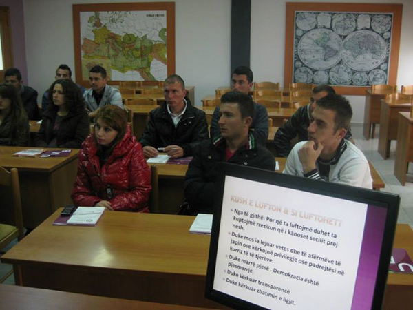 Trajnim me shkollën e mesme "26 Marsi", Kavajë