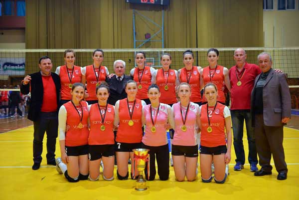 Barleti Volej është kampione e Shqipërisë në volejbollin e femrave për sezonin 2013-2014