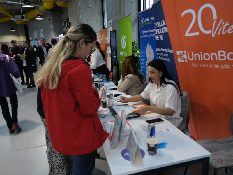 Panairi i Punës në Universitetin Barleti: lidhja me tregun real