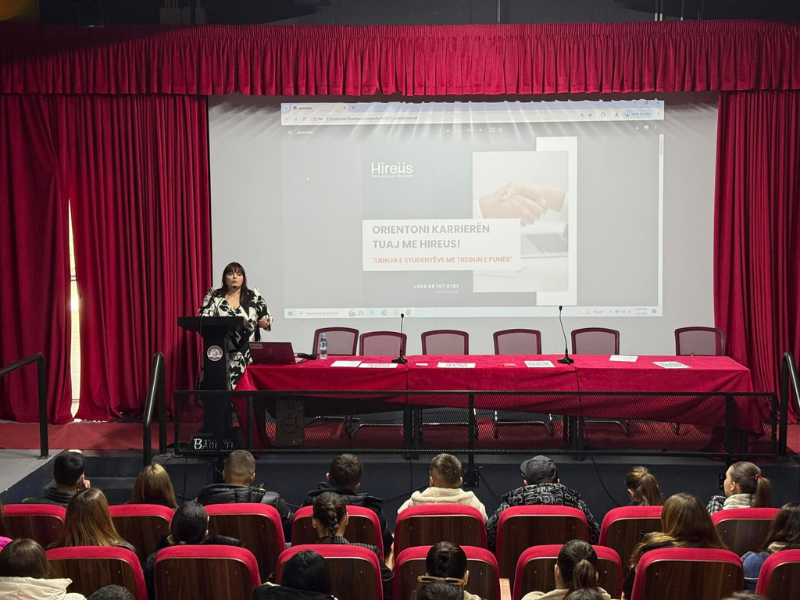 Seancë e këshillimit të karrierës me Zyrën e Karrierës dhe Klubit të Karrierës