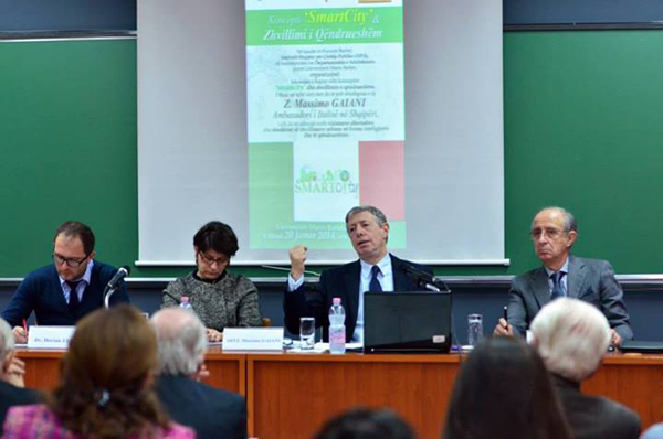 FORUMI BARLETI: SMART CITY Në KONCEPTIN ITALIAN - AMBASADORI GAIANI Në UB