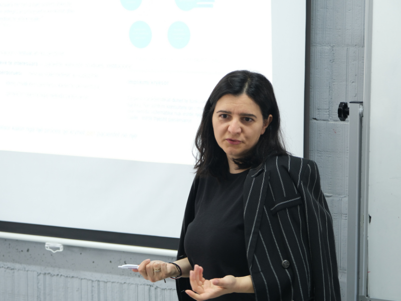 PEARL-Lab – “Patient Engagement for Advancing Responsible Living Labs”
