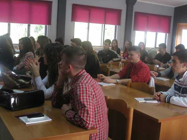 Trajnim me shkollën e mesme "Academic Center", Lezhe