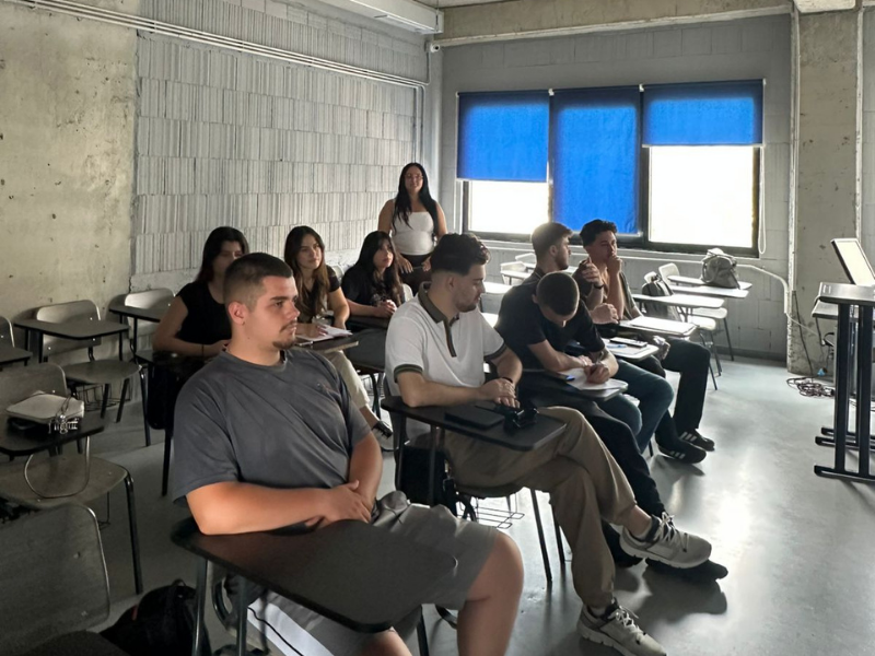 Stafi i Universitetit Barleti zhvillon trajnime në Big Data për studentët në kuadër të projektit Erasmus+ RES-UNI