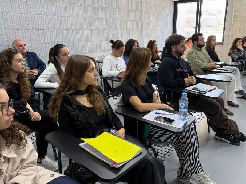Në laboratorin e fjalës – takim frymëzues me shkrimtarin Liridon Mulaj
