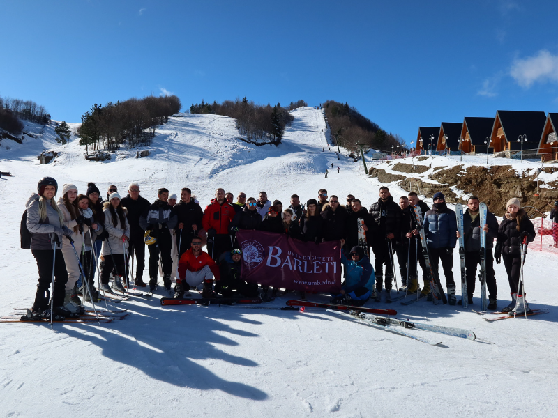Nga teoria në terren: Praktikë mësimore