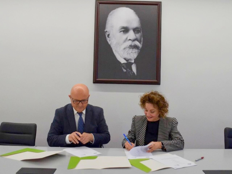 Universiteti “Barleti” nënshkruan marrëveshje bashkëpunimi me UBT
