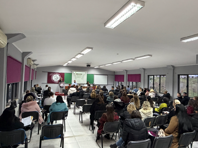 Projekti i Ozonit UniBa: Orë e hapur me 93 mësues në detyrë nga e gjithë Shqipëria për forcimin e edukimit mjedisor