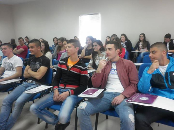 Trajnim me Shkollën e Mesme e Përgjithshme "Ismail Qemali"