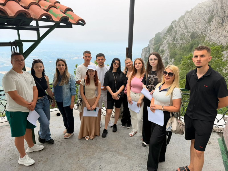 Në kuadër të projektit kërkimor “Sfidat e Transformimit Dixhital për Turizmin Autentik: Shërbimi, Produkti, Destinacioni dhe Eventi”, financuar nga AKKSHI dhe zbatuar nga Universiteti Barleti në partneritet me Hotel Adriatik, vijon puna për hartimin dhe p