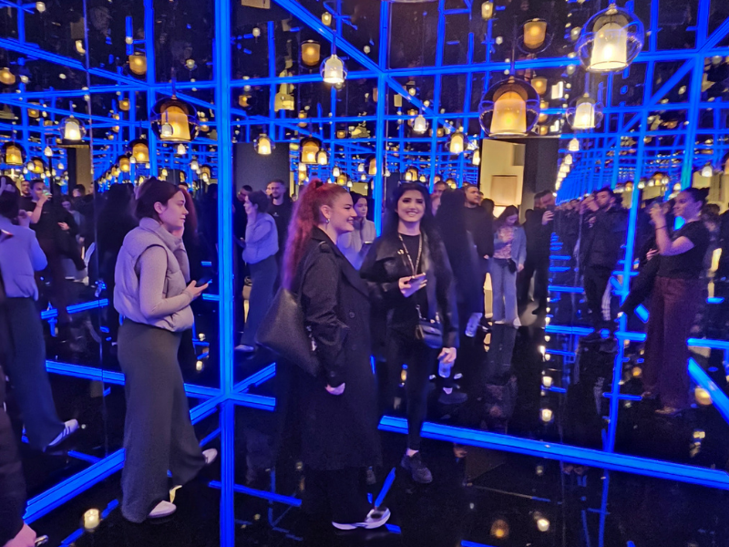 Studentët e Dizajnit vizitojnë showroom-in Temple