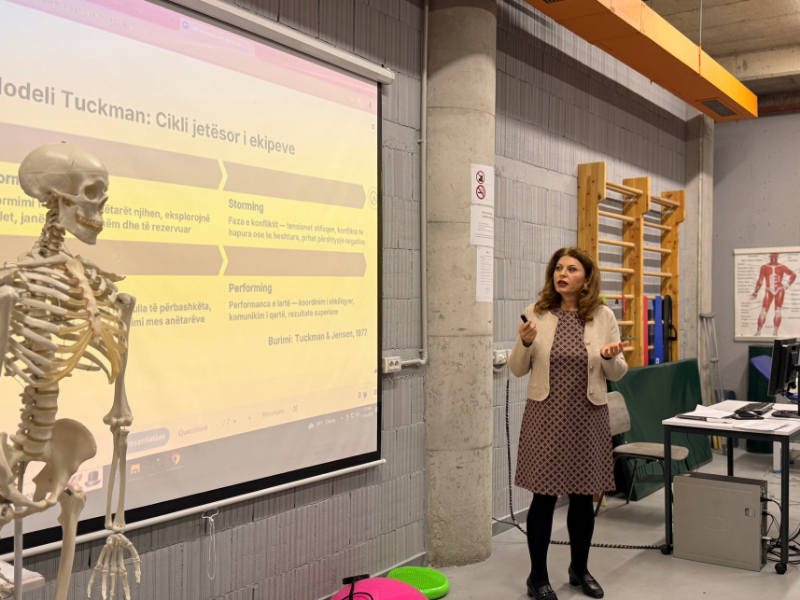 Leksion i Hapur: Team Building dhe Komunikimi Efektiv në Sektorin Shëndetësor