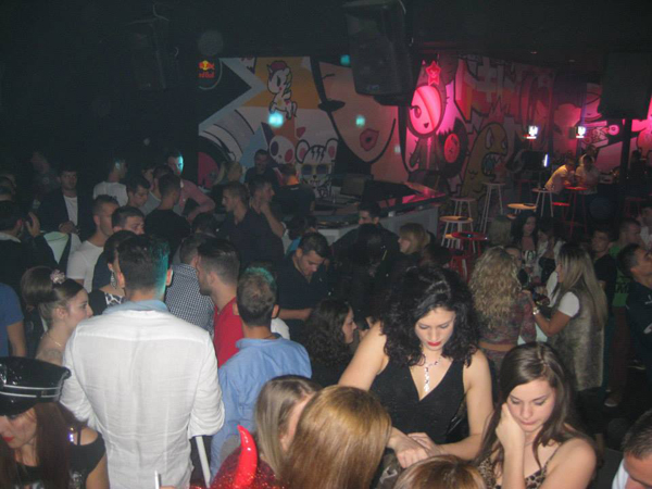 Momente nga "Welcome & Halloween Party"