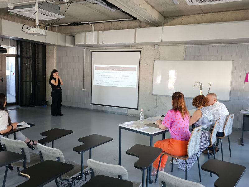 Më 4 Korrik 2025, studentët e programit Master i Shkencave në Finance-Kontabilitet mbyllën me sukses mbrojtjen e diplomës.