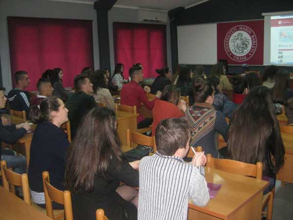 Trajnim me shkollën e mesme "Gramoz Palushi" Kamëz