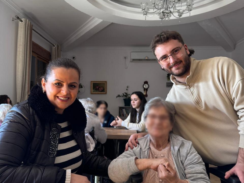 Vizitë Studimore në Shtëpinë e të Moshuarve