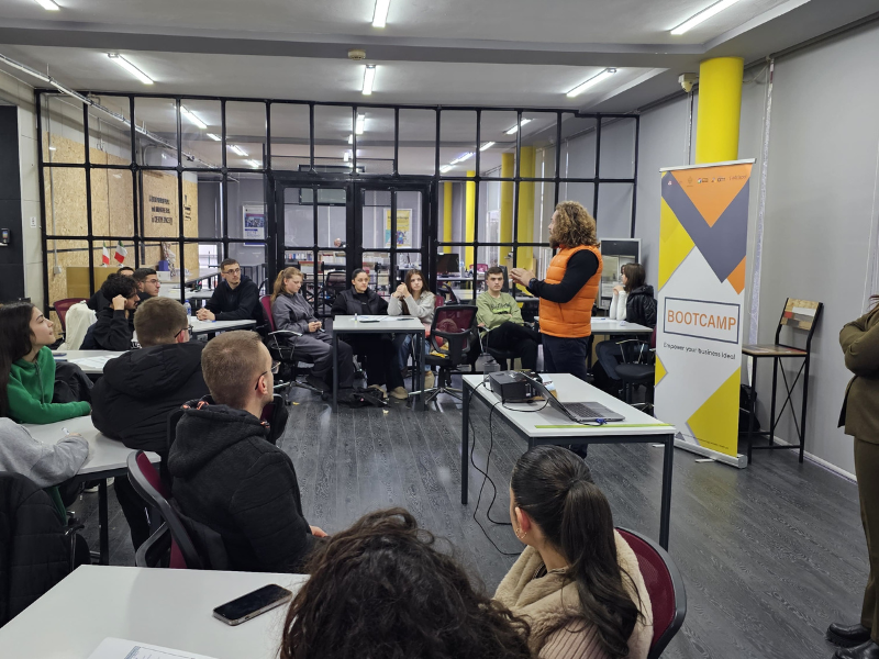 Realizohet Bootcamp-i i parë për vitin akademik 2024-2025