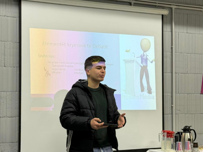 Trajnim – Klubi i Debatit në Universitetin Barleti