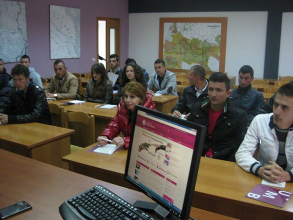 Trajnim me shkollën e mesme "26 Marsi", Kavajë