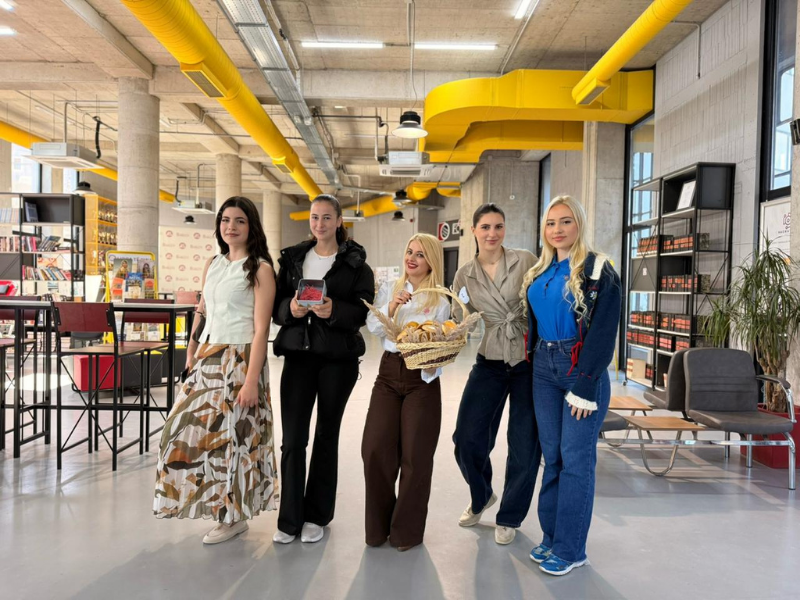 Festa e Ditës së Verës në Universitetin Barleti