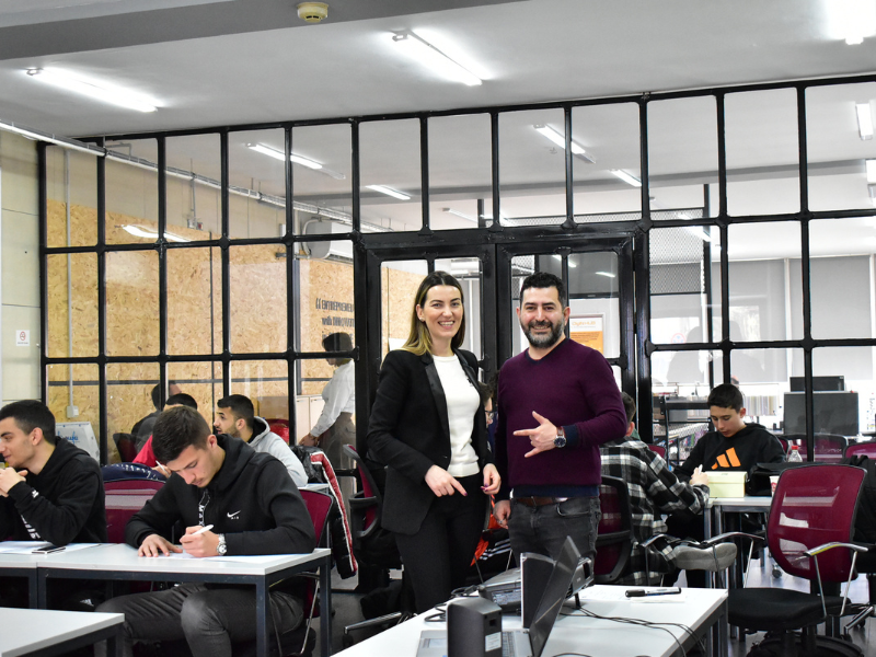“BARLETI HACKATHON” - zbulimi i talenteve për të ardhmen digjitale