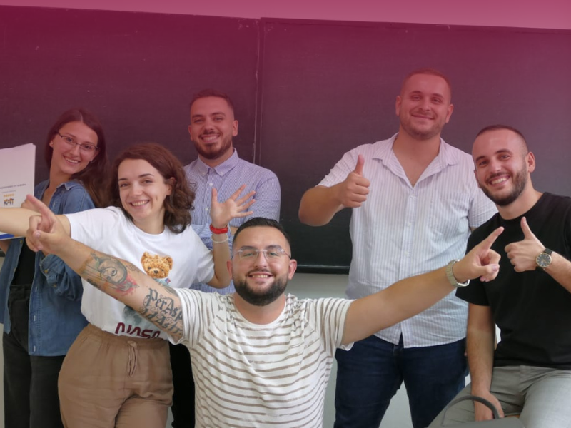 Klubi i Debatit merr pjesë në aktivitetin “Keep the debate UP 2022” në Vlorë
