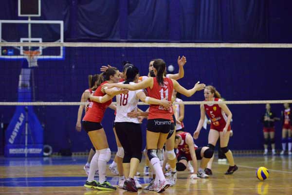 Barleti Volej është kampione e Shqipërisë në volejbollin e femrave për sezonin 2013-2014