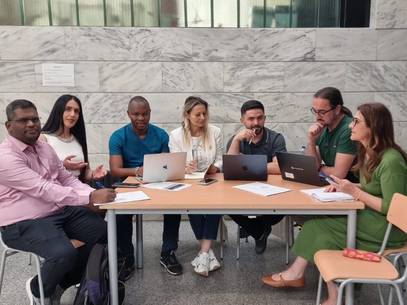 Universiteti Barleti zgjeron bashkëpunimin ndërkombëtar në fushën e Inteligjencës Artificiale përmes pjesëmarrjes në ETHIAI Valencia 2026.