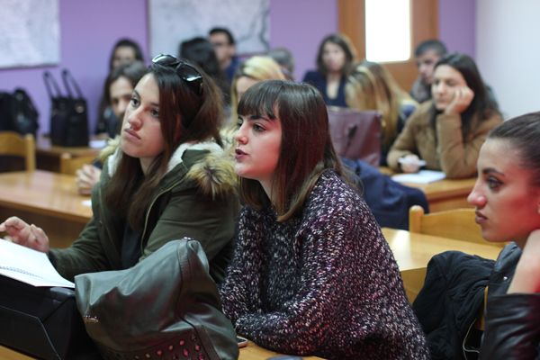 Tryezë Universitare "Puna e fëmijëve në Shqipëri"