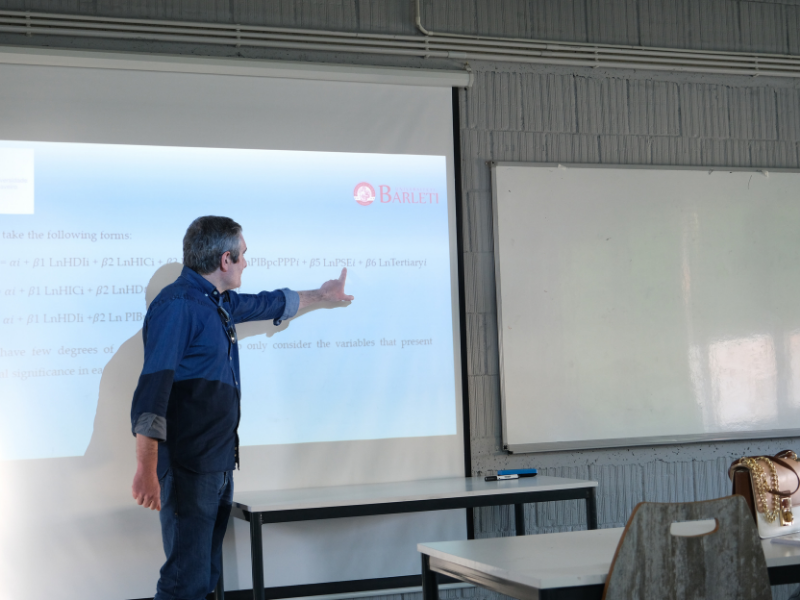 Diskutim i Hapur mbi 