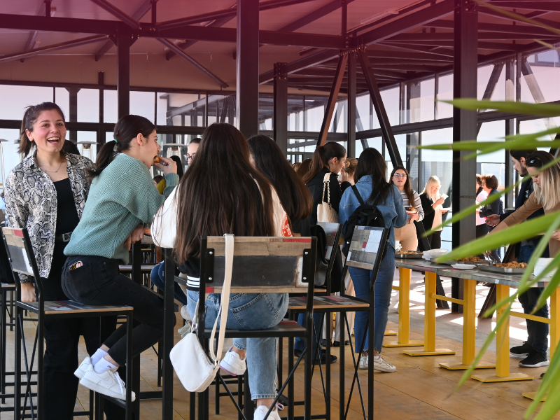 Universiteti Barleti mirëprest studentët ditën e parë