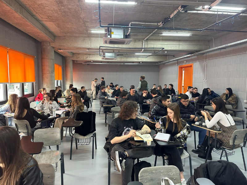 Inovacioni në praktikë: Laboratori i Biznesit në Universitetin Barleti