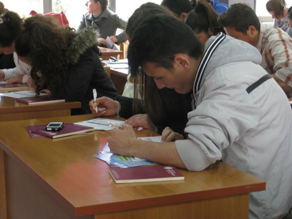 Trajnim me gjimnazin të përgjithshëm "Eqerem Cabej", Tiranë