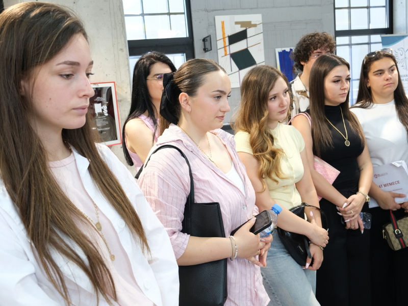 “Shëndeti oral dhe fuqia e preparateve natyrale”