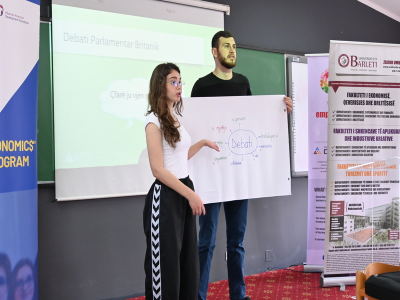 Trajnim Me Barletasit Për Klubin E Debatit