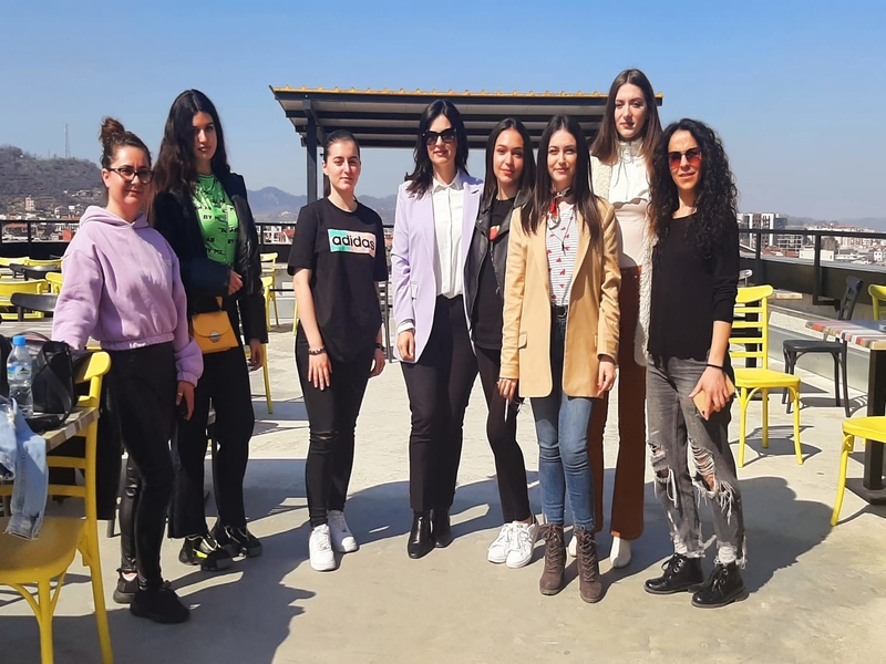 Alumni Talking Business - Znj. Valentina Telhaj