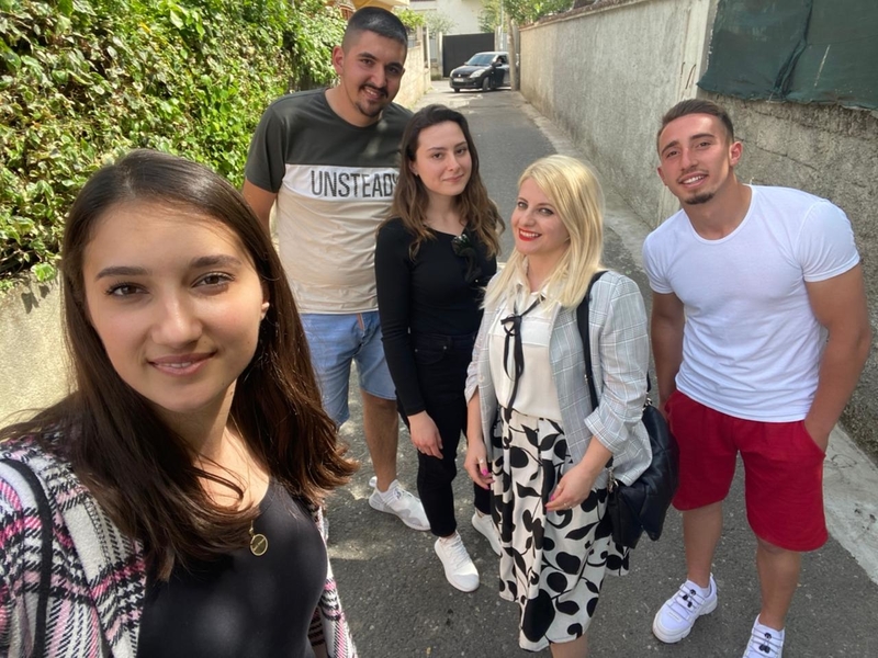 Klubi i Vullnetarëve në ndihmë të familjes në vështirësi ekonomike