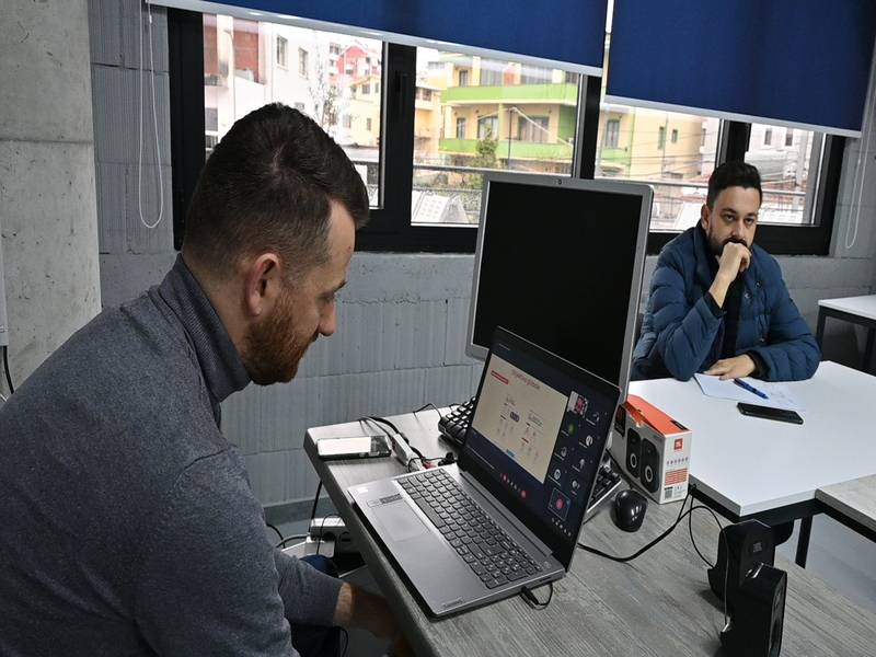 Prezantim online me Dr. Ark. Erblin Berisha