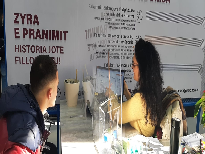 Përgatitje CV dhe letër motivimi – Zyra e Karrierës 
