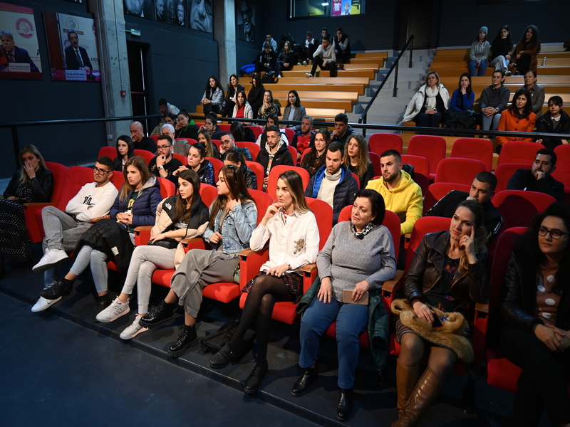 Bashkëbisedim për letërsinë, përkthimin dhe leximin