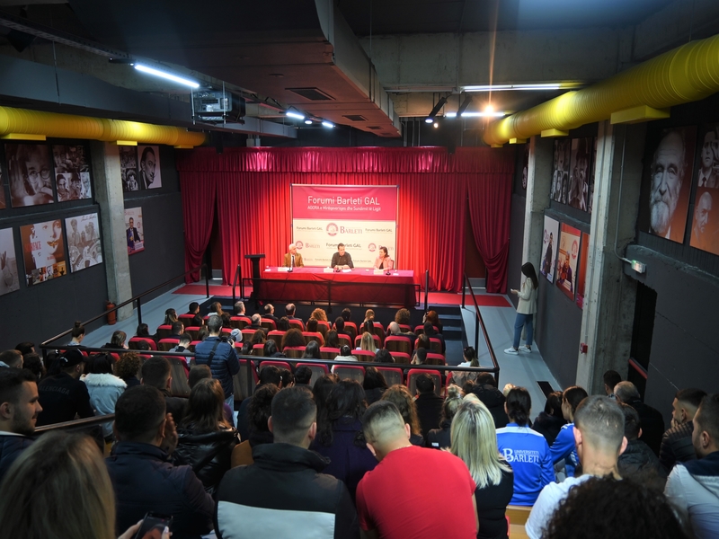 Z. Erion Veliaj i ftuar në UniBa
