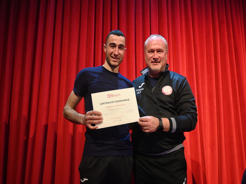 Ceremonia e ndarjes së çmimeve Kampionati i I-rë Qitjes në UniBa