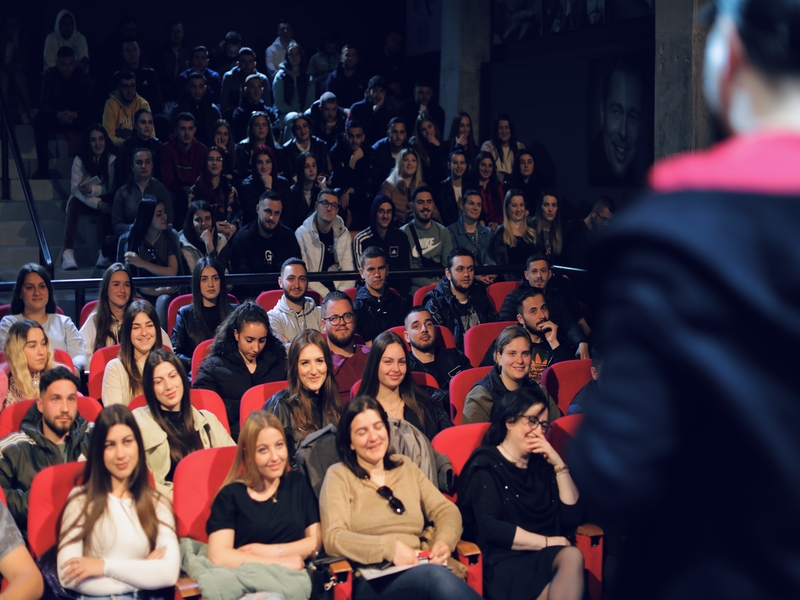 Talking Session | Ermal Mamaqi