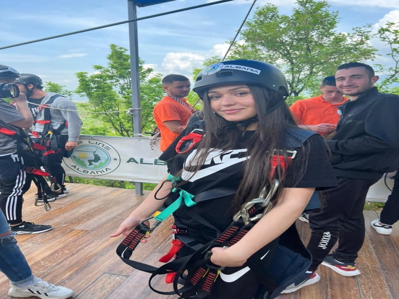 Eko Turizëm me Zipline Albania dhe aktivitet në natyrën e Petrelës