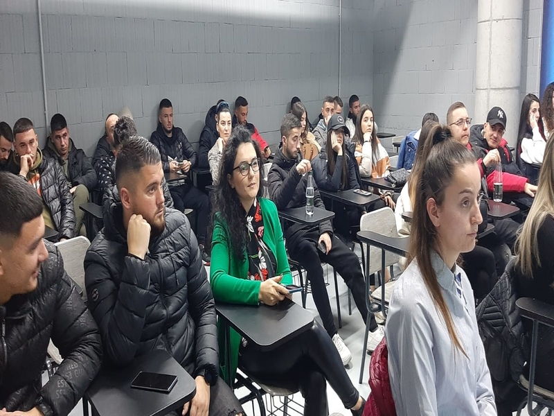 Orientim dhe këshillim për tregun e punës nga ekspertë karriere – Klubi i Karrierës 
