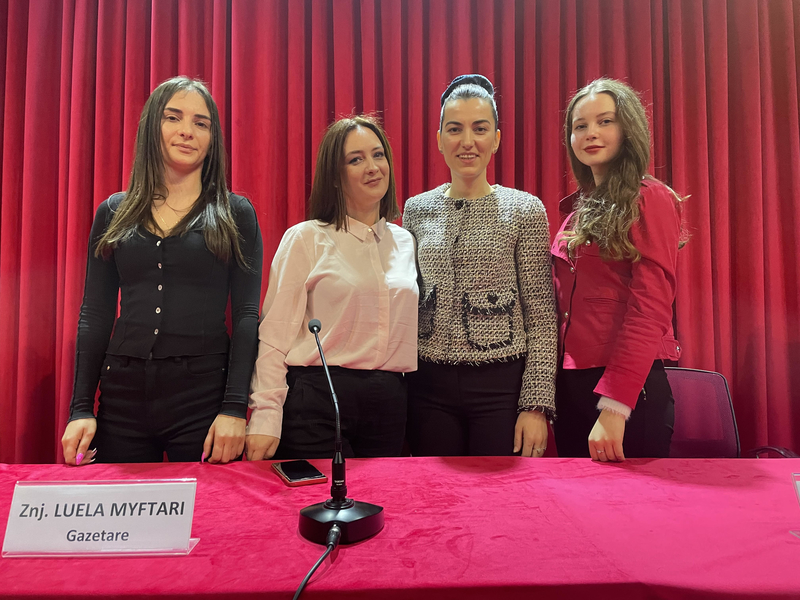Bashkëbisedim për Letersinë dhe Gazetarinë