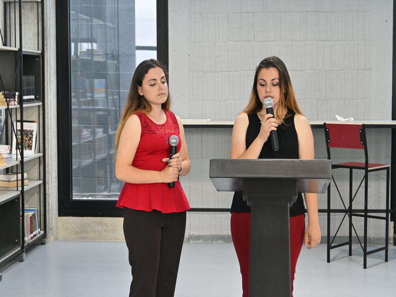 Mbrëmja Poetike ...në emër të demokracisë