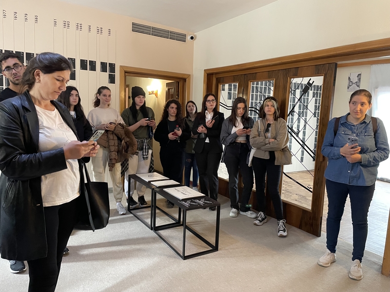 Dhurojmë, shkëmbejmë dhe lexojmë për tu pasuruar në mendje dhe shpirt – Muaji i Librit