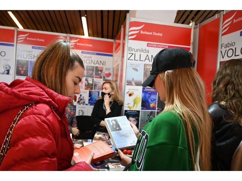 Klubi Books & Tech në Panairin e Librit