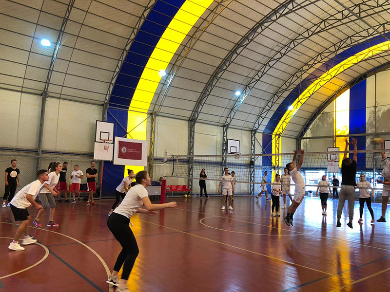 BASHKË në sport ! Aktivitet sportiv me nxënësit e shkollës së mesme Ismail Qemali.